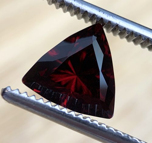 Garnet Rhodolite Red Trilliant 9.5mm