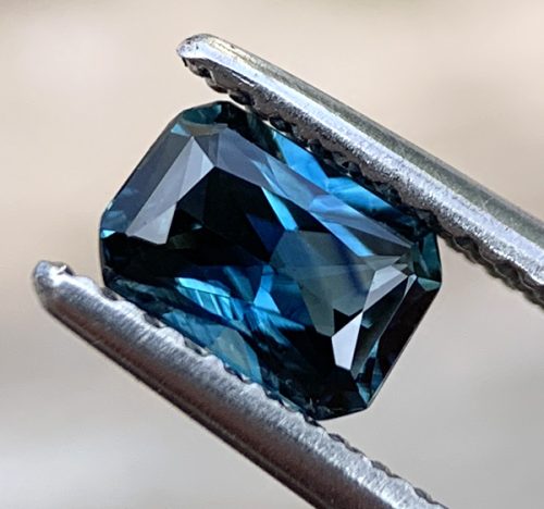 Australian Sapphire Blue Radiant 0.61 carats